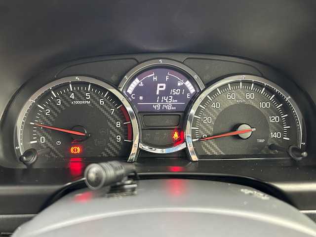 スズキ ジムニー ランドベンチャー 宮城県 2017(平29)年 5万km ブルーイッシュブラックパール3 禁煙車 /4WD /2人乗 (車検証記載変更済)/リフトアップ (ノーマルサス車載)/ケンウッドSDナビ /フルセグTV /TVキャンセラー /Bluetoothオーディオ /CD/DVD再生 /シートヒーター /ヒーテッドドアミラー /キーレスエントリー /専用合皮シート /ETC /保証書