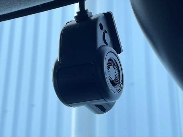 ダイハツ タント ファンクロス 三重県 2022(令4)年 4.8万km シャイニングホワイトパール 純正ナビ/バックカメラ/前席シートヒーター/両側パワースライドドア/ビルトインETC/USB給電ポート/前方ドライブレコーダー/前後コーナーセンサー/ルーフレール/純正フロアマット/電子パーキング/レーダークルーズコントロール/オートハイビーム/電動格納ミラー/禁煙車