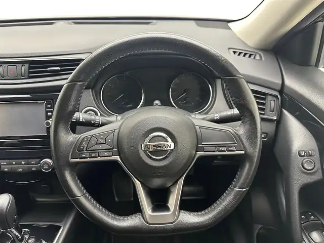 日産 エクストレイル ハイブリッド 20X 兵庫県 2019(平31)年 8.4万km ダイヤモンドブラック 純正SDナビ(CD/DVD/SD/Bluetooth/フルセグ)/・MM318D-W/バックカメラ/パワーバックドア/前後コーナーセンサー/ドライブレコーダー/純正17インチアルミホイール/純正フロアマット/ドアバイザー/LEDヘッドライト/LEDフォグライト/ETC/オートライト/スペアキー
