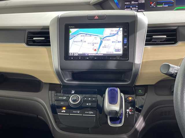 ホンダ フリード ハイブリット G ホンダセンシング 福岡県 2019(平31)年 9.7万km ホワイトオーキッドパール 純正メモリナビ/フルセグテレビ/バックカメラ/両側パワースライドドア/ドライブレコーダー/プッシュスタート/ETC/レーダークルーズコントロール/純正フロアマット