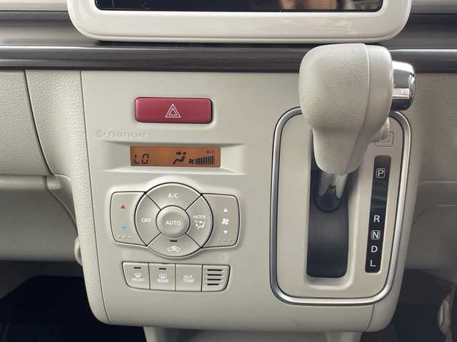 スズキ ラパン F リミテッド 島根県 2017(平29)年 4.1万km フェニックスレッドパール メーカーナビゲーション/フルセグ BT CD/レーダーブレーキサポート/全方位カメラ/D席シートヒーター/純正前方ドライブレコーダー/ビルトインETC/アイドリングストップ/AUTOライト/電動格納ミラー/ウィンカーミラー/純正ドアバイザー/純正14インチアルミホイール/ISOFIX/シートリフター/革巻きステアリング/ステアリングリモコン