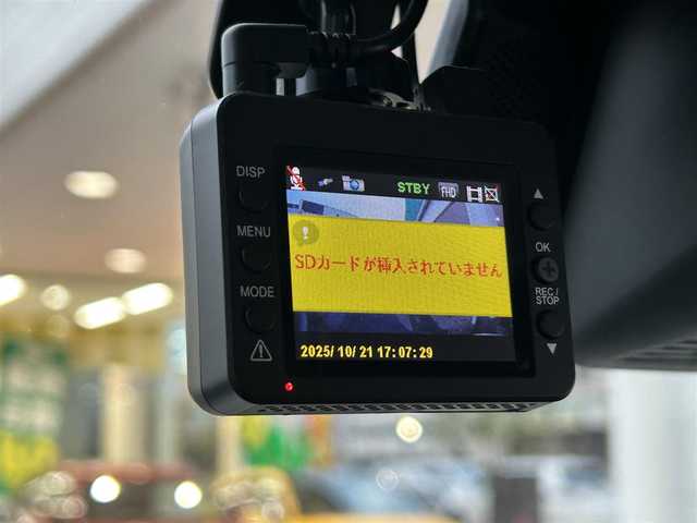 スズキ スペーシア カスタム HYBRID GS 岡山県 2020(令2)年 10.5万km ピュアホワイトP 登録時走行距離104687km/社外SDナビ/(AM/FM/DISC/TV/BT)/衝突被害軽減システム/アイドリングストップ/クリアランスソナー/シートヒーター/ドライブレコーダー/ETC/片側パワースライドドア/プッシュスタート/スマートキー/純正14インチアルミホイール/パワーウィンドウ/パワーステアリング/記録簿/保証書/取扱説明書