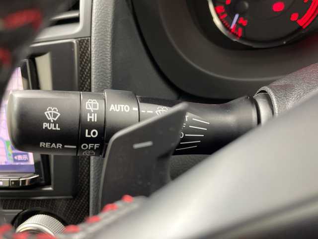 スバル ＷＲＸ Ｓ４ 2．0GT‐S アイサイト 岐阜県 2016(平28)年 6.4万km クリスタルブラックシリカ STIスポイラー/ターボ/純正ナビ/CD/DVD/Bluetooth/AM/FM/フルセグTV/バックカメラ/アイサイト/レーダークルーズコントロール/レーンキープアシスト/パワーシート/ハーフレザーシート/ETC/オートLEDヘッドライト/パドルシフト/純正18インチアルミホイール/純正フロアマット