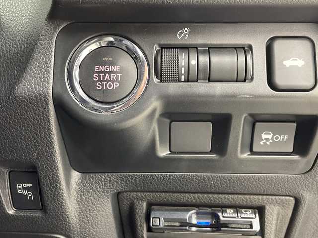 スバル ＷＲＸ Ｓ４ 2．0GT‐S アイサイト 岐阜県 2016(平28)年 6.4万km クリスタルブラックシリカ STIスポイラー/ターボ/純正ナビ/CD/DVD/Bluetooth/AM/FM/フルセグTV/バックカメラ/アイサイト/レーダークルーズコントロール/レーンキープアシスト/パワーシート/ハーフレザーシート/ETC/オートLEDヘッドライト/パドルシフト/純正18インチアルミホイール/純正フロアマット