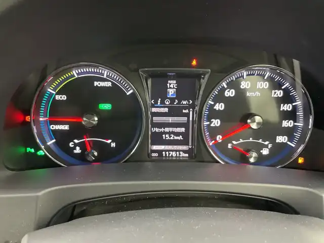 トヨタ クラウン ハイブリッド アスリートS 愛知県 2016(平28)年 11.8万km ホワイトパールクリスタルシャイン 禁煙車/純正8インチナビ/（CD/DVD/Bluetooth/フルセグTV）/バックカメラ/衝突軽減ブレーキ/レーダークルーズコントロール/パーキングセンサー/ETC/ドライブレコーダー/レーザーシート/パワーシート/シートヒーター/シートベンチレーション/ステアリングヒーター/純正１８インチアルミホイール/スマートキー/プッシュスタート/LEDヘッドライト/フロントフォグランプ/オートライト/純正フロアマット