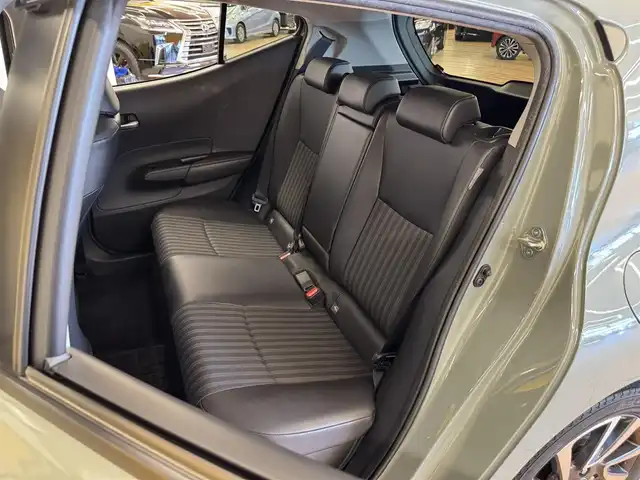 トヨタ アクア 群馬県 2021(令3)年 7.2万km アーバンカーキ トヨタセーフティーセンス/・プリクラッシュセーフティー/・クルーズコントロール/・ブラインドスポット/・レーンキープアシスト/・パノラミックビューモニター/・オートライト/・オートハイビーム/・横滑り防止/・SOSコール/メーカー純正ナビ/・AM/FM/フルセグTV/・Bluetooth/USB/ヘッドアップディスプレイ/LEDヘッドライト/LEDフォグランプ/前席シートヒーター/運転席パワーシート/ハンドルヒーター/ヒーターミラー/ETC/純正フロアマット/純正ドアバイザー/純正16インチアルミホイール/スマートキー/プッシュスタート