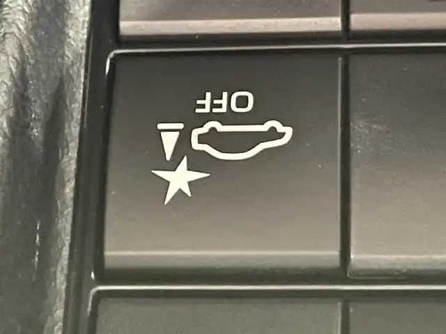 トヨタ ランドクルーザー プラド TX Lパッケージ 愛知県 2022(令4)年 1.6万km アティチュードブラックマイカ 純正９インチナビ　/(Bluetooth/フルセグTV/Miracast/FM/AM/USB/CarPlay)/サンルーフ　/ＲＡＹＳアルミホイール　/スーパーライブサウンドシステム　/ＢＦグッドリッチタイヤ　/ブラインドスポットモニター　/ソナー　/ルーフレール　/トヨタセーフティセンス　/　　-衝突軽減ブレーキ/　　-レーダークルーズコントロール/　　-レーンディパーチャーアラート/　　-オートマチックハイビーム/　　-ロードサインアシスト/シートヒーター/エアシート　/ビルトインＥＴＣ２．０　/LEDヘッドライト/LEDフォグランプ/バックカメラ/先行車発進告知/純正フロアマット/パワーシート/電動格納サードシート/黒レザーシート