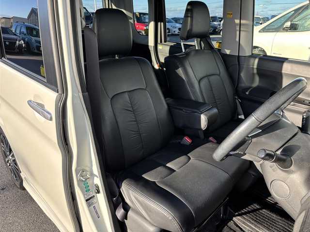 ダイハツ タント カスタム RS SA 滋賀県 2014(平26)年 9万km パールホワイトⅢ 純正8型ナビ/・Bluetooth/・フルセグ/・CD/DVD/バックカメラ/後席モニター/革巻きステアリング/ステアリングリモコン/ETC/両側パワースライドドア/LEDヘッドライト/フォグライト/シートリフター/電動格納ミラー/スマートキー