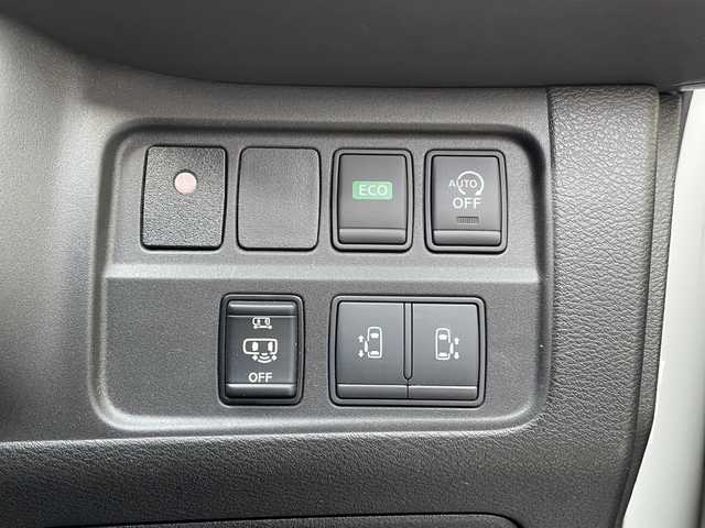 日産 セレナ ハイウェイスター Vセレクション 福島県 2018(平30)年 2.5万km 白