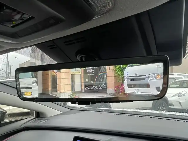 トヨタ プリウス Z 東京都 2024(令6)年 0.2万km プラチナホワイトパールマイカ 登録時走行距離1311km/ワンオーナー/純正メモリナビ/（フルセグTV/Bluetooth/USB）/Miracast/全周囲カメラ/デジタルインナーミラー/ナビ連動全方ドライブレコーダー/ビルトインETC2.0/置くだけ充電/パワーバックドア/D席パワーシート/メモリシート/前席シートヒーター/エアシート/TOYOTA Safety Sense/・レーダークルーズ コントロール/・プリクラッシュセーフティ/・レーントレーシングアシスト/・レーンディパーチャーアラート/・ロードサインアシスト/・先行車発進告知機能/・オートマチックハイビーム/純正19インチアルミホイール/純正LEDヘッドライト/スマートキー/スペアキー1本/保証書/取扱説明書