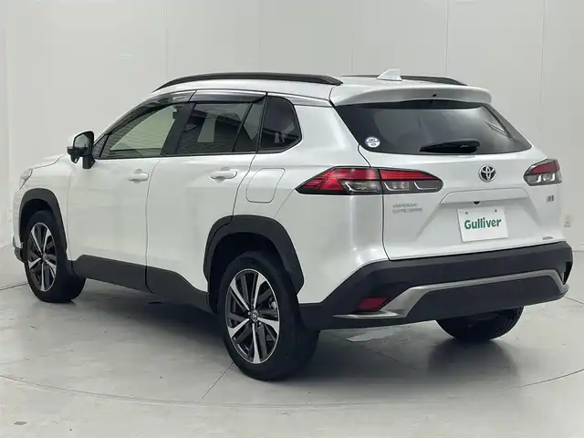 トヨタ カローラ クロス ハイブリッド Z 茨城県 2022(令4)年 3.4万km プラチナホワイトパールマイカ 純正9型DA/ナビキット/バックカメラ/フルセグ/衝突被害軽減ブレーキ/車線逸脱抑制装置/レーダークルーズコントロール/オートマチックハイビーム/クリアランスソナー/ETC/ドラレコ/シートヒーター/純正18インチAW/LEDヘッドライト/スマートキー