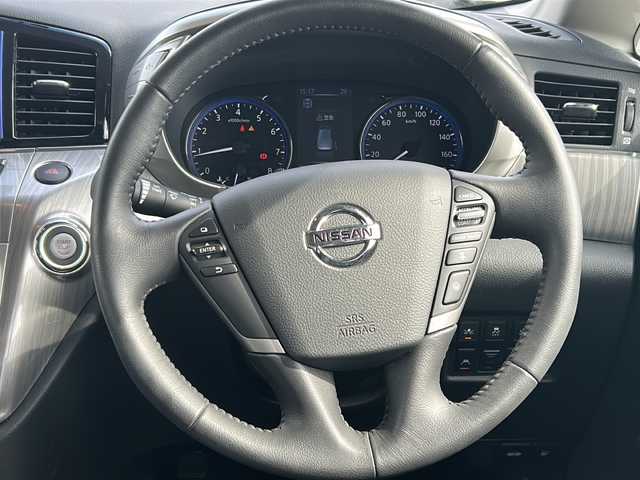 日産 エルグランド ライダー ブラックライン黒本革シート 千葉県 2020(令2)年 1.2万km ファントムブラック エアロ　１８ＡＷ　ＬＥＤライト　ソナー　黒革シート　10型ナビＭＭ５１９Ｄ－Ｌ　バックカメラ　両側パワースライド　電動リアドア　レーダークルーズ 電動シート　シートヒーター　ドラレコ　ETC エマブレ
