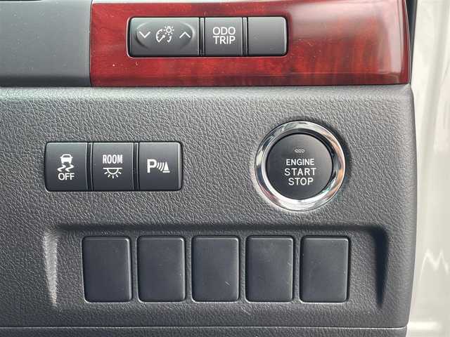トヨタ アルファード 240S 群馬県 2010(平22)年 5.8万km ホワイトパールクリスタルシャイン ワンオーナー/純正HDDナビ/(CD/DVD/BT/AUX)/純正フリップダウンモニター/フルセグTV/バックカメラ/両側パワースライドドア/ビルトインETC/プッシュスタート/HIDヘッドライト/ウッドコンビパネル/プッシュスタート/電動格納ミラー/コーナーセンサー(前後)/純正フロアマット/純正AW/ドアバイザー/スペアキー