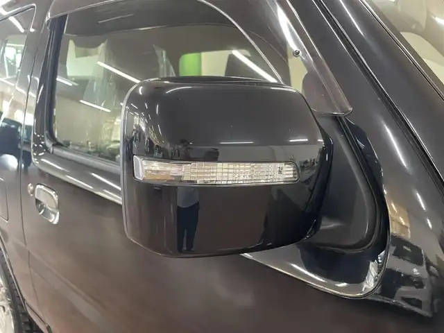 スズキ ジムニー ランドベンチャー 道央・札幌 2015(平27)年 3.2万km ブルーイッシュブラックパール3 4WD/社外SDナビ/・フルセグTV/CD/DVD/BT/SD/グレード専用合皮シート/運転席シートヒーター/ETC/ウインカーミラー/純正フロアマット/純正ドアバイザー/リモコンキー/スペアキー/フォグライト/背面タイヤ/KEELER製16インチAW/ヘッドライトレベライザー/新車時保証書/取扱説明書