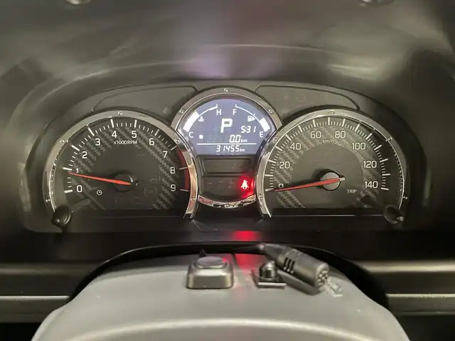 スズキ ジムニー ランドベンチャー 道央・札幌 2015(平27)年 3.2万km ブルーイッシュブラックパール3 4WD/社外SDナビ/・フルセグTV/CD/DVD/BT/SD/グレード専用合皮シート/運転席シートヒーター/ETC/ウインカーミラー/純正フロアマット/純正ドアバイザー/リモコンキー/スペアキー/フォグライト/背面タイヤ/KEELER製16インチAW/ヘッドライトレベライザー/新車時保証書/取扱説明書