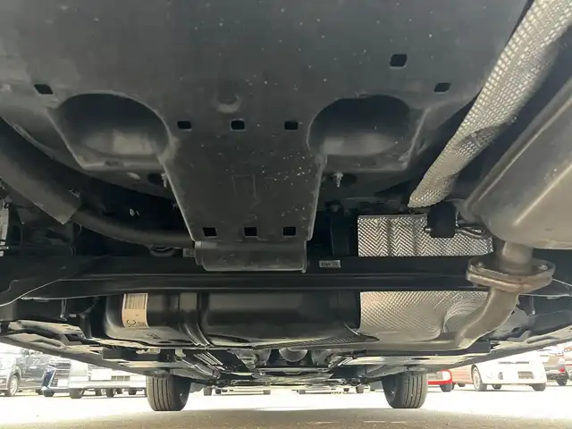マツダ マツダ２ 15SプロアクティブスマートEDⅡ 静岡県 2022(令4)年 2.2万km プラチナクォーツメタリック エンジンスタートボタン/パワーステアリング/パワーウィンドウ/アイドリングストップ/オートエアコン/スマートキー/スペアキー１本/クルーズコントロール/USB入力端子/ETC/全方位カメラ/純正SDナビ(BT)/ドライブレコーダー前後/純正フロアマット/D席N席シートヒーター/ABS/横滑り防止装置/コーナーセンサー前後/レーンキープアシスト/オートライト/オートマチックハイビーム/LEDヘッドライト/Wプラスサイドエアバック/衝突軽減システム