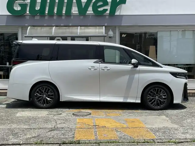 トヨタ ヴェルファイア Z プレミア 神奈川県 2023(令5)年 0.8万km プラチナホワイトパールマイカ ワンオーナー/純正コネクティッドナビ/　（Bluetooth・Miracast・HDMI）/トヨタセーフティセンス/フルセグTV/左右独立ムーンルーフ/両側パワースライドドア/パワーバックドア/プレミアムナッパ本革シート/デジタルインナーミラー/置くだけ充電/ビルトインETC2.0/ブラインドスポットモニター/クリアランスソナー/前席パワーシート/前席・2列目シートヒーター/エアシート/前後ドライブレコーダー/パノラミックビューモニター/AC100V100W/LEDヘッドライト/LEDフォグライト/スマートキー×2/保証書/取扱説明書