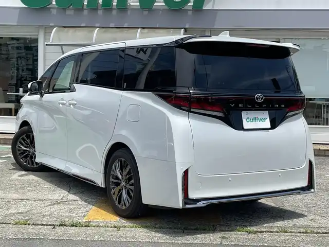 トヨタ ヴェルファイア Z プレミア 神奈川県 2023(令5)年 0.8万km プラチナホワイトパールマイカ ワンオーナー/純正コネクティッドナビ/　（Bluetooth・Miracast・HDMI）/トヨタセーフティセンス/フルセグTV/左右独立ムーンルーフ/両側パワースライドドア/パワーバックドア/プレミアムナッパ本革シート/デジタルインナーミラー/置くだけ充電/ビルトインETC2.0/ブラインドスポットモニター/クリアランスソナー/前席パワーシート/前席・2列目シートヒーター/エアシート/前後ドライブレコーダー/パノラミックビューモニター/AC100V100W/LEDヘッドライト/LEDフォグライト/スマートキー×2/保証書/取扱説明書