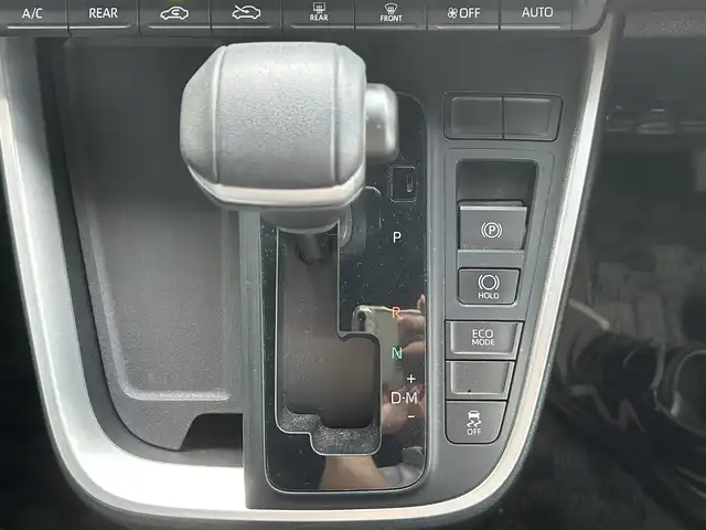 トヨタ ヴォクシー S－G 佐賀県 2023(令5)年 1.5万km アティチュードブラックマイカ 快適利便パッケージ/・ハンズフリーデュアルパワースライドドア/・左右独立フロントオートエアコン/・リヤオートエアコン/・前席シートヒーター/・ステアリングヒーター/トヨタセーフティセンス/レーダークルーズコントロール/パーキングサポートブレーキ/アドバンストドライブ/ブラインドスポットモニター/クリアランスソナー/純正10.5インチディスプレイオーディオ/・コネクティッドナビ/・バックカメラ/・フルセグTV/BT/CD/DVD/ETC2.0/ハンズフリーデュアルパワースライドドア/純正16インチAw/LEDヘッドライト/フォグランプ/スペアキー×1/保証書/取扱説明書