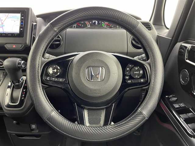 ホンダ Ｎ ＢＯＸ カスタム L 熊本県 2021(令3)年 6.3万km プラチナホワイトパール ワンオーナー　/純正ナビ（ＣＤ・ＤＶＤ・フルセグ・ＢＴ・ＵＳＢ）/バックカメラ　/前後ドライブレコーダー　/レーダークルーズコントロール　/片側パワースライドドア　/前席シートヒーター/後ろのみコーナーセンサー/衝突軽減ブレーキ　/レーンキープアシスト/横滑り防止/アイドリングストップ/純正フロアマット/純正１４インチAW/オートライト/LEDヘッドライト/フォグランプ/スマートキー/プッシュスタート