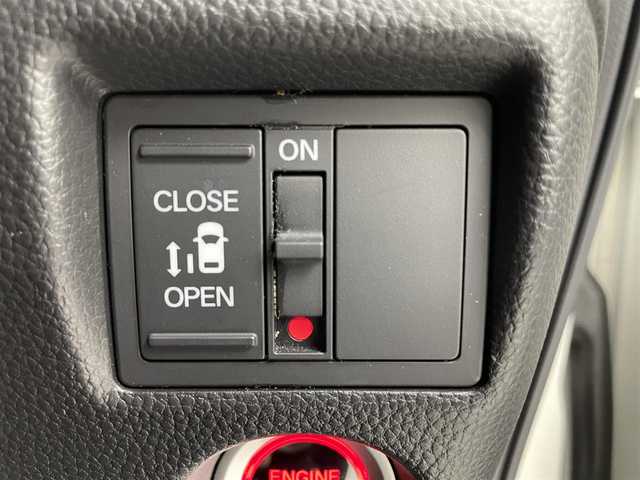 ホンダ Ｎ ＢＯＸ カスタム L 熊本県 2021(令3)年 6.3万km プラチナホワイトパール ワンオーナー　/純正ナビ（ＣＤ・ＤＶＤ・フルセグ・ＢＴ・ＵＳＢ）/バックカメラ　/前後ドライブレコーダー　/レーダークルーズコントロール　/片側パワースライドドア　/前席シートヒーター/後ろのみコーナーセンサー/衝突軽減ブレーキ　/レーンキープアシスト/横滑り防止/アイドリングストップ/純正フロアマット/純正１４インチAW/オートライト/LEDヘッドライト/フォグランプ/スマートキー/プッシュスタート