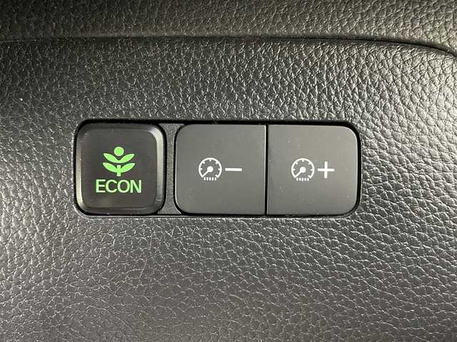 ホンダ Ｎ ＢＯＸ カスタム L 熊本県 2021(令3)年 6.3万km プラチナホワイトパール ワンオーナー　/純正ナビ（ＣＤ・ＤＶＤ・フルセグ・ＢＴ・ＵＳＢ）/バックカメラ　/前後ドライブレコーダー　/レーダークルーズコントロール　/片側パワースライドドア　/前席シートヒーター/後ろのみコーナーセンサー/衝突軽減ブレーキ　/レーンキープアシスト/横滑り防止/アイドリングストップ/純正フロアマット/純正１４インチAW/オートライト/LEDヘッドライト/フォグランプ/スマートキー/プッシュスタート