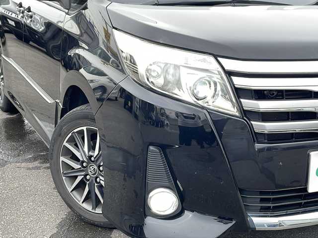 トヨタ ノア Si 道北・旭川 2014(平26)年 8.3万km ブラック /4WD//禁煙車//寒冷地仕様//アルパイン10型ナビ//CD/DVD/SD/MSV/フルセグ//アルパイン10.1型フリップダウンモニター//アイドリングストップ//横滑り防止//両側パワースライドドア //オートライト//LEDヘッドライト//フォグライト //オートリトラミラー //フロントデアイサー//ETC//純正スマートキー一体型エンジンスターター //前後ドライブレコーダー//サンシェード//純正フロアマット//社外AW冬タイヤ積み込み//保証書//取説