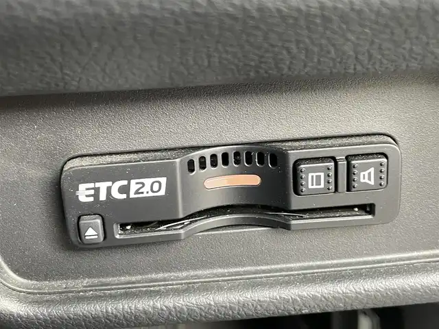 ホンダ オデッセイ アブソルート EX 千葉県 2021(令3)年 1.7万km プレミアムスパークルブラックパール ホンダセンシング/・衝突軽減ブレーキ/レーンキープアシスト/・レーダークルーズコントロール/オートハイビーム/・クリアランスソナー/ブラインドスポットモニター/・標識認識/誤発進抑制/先行車発進お知らせ/フリップダウンモニター/純正10インチナビ/・フルセグ/BT/DVD/CD/USB/カープレイ/全方位カメラ/ステアリングスイッチ/パドルシフト/ETC2.0/両側パワースライドドア/シグネチャーコントロールスライドドア/ハンズフリーアクセスパワーバックドア/ハーフレザーシート/シートヒーター(D/N席)/パワーシート(D/N席)/LEDヘッドライト/オートライト/フォグライト/スマートキー/プッシュスタート/純正フロアマット/純正18インチAW