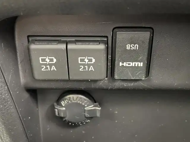 トヨタ ヴォクシー ハイブリッド ZS 煌Ⅲ 大分県 2021(令3)年 7.1万km ブラック ALPINEナビ/フルセグ/DVD/Bluetooth/HDMI/USB/バックカメラ/トヨタセーフティーセンス /ALPINEフリップダウンモニター/ビルトインETC/両側パワースライドドア/オートLEDライト/前後ドライブレコーダー/前席シートヒーター /純正16インチAW/純正フロアマット/スマートキーX2/保証書