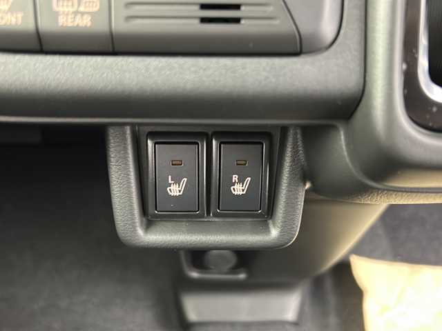 スズキ スペーシア カスタム HYBRID XS 福島県 2025(令7)年 0.1千km ピュアホワイトパール/ブラック2トーン /届出済未使用車//全方位モニター付きメモリ-ナビゲーション/スズキコネクト対応通信機装着車(195800円)//全方位モニター//ヘッドアップディスプレイ//フルセグＴＶ//レーダークルーズコントロール//シートヒーター//両側電動スライドドア//ステアリングヒーター//クリアランスソナー//4WD//後席オットマン//オートハイビーム//LEDライト//フォグライト//デュアルセンサーブレーキサポートII//取説・保証書