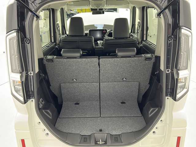 スズキ スペーシア カスタム HYBRID XS 福島県 2025(令7)年 0.1千km ピュアホワイトパール/ブラック2トーン /届出済未使用車//全方位モニター付きメモリ-ナビゲーション/スズキコネクト対応通信機装着車(195800円)//全方位モニター//ヘッドアップディスプレイ//フルセグＴＶ//レーダークルーズコントロール//シートヒーター//両側電動スライドドア//ステアリングヒーター//クリアランスソナー//4WD//後席オットマン//オートハイビーム//LEDライト//フォグライト//デュアルセンサーブレーキサポートII//取説・保証書