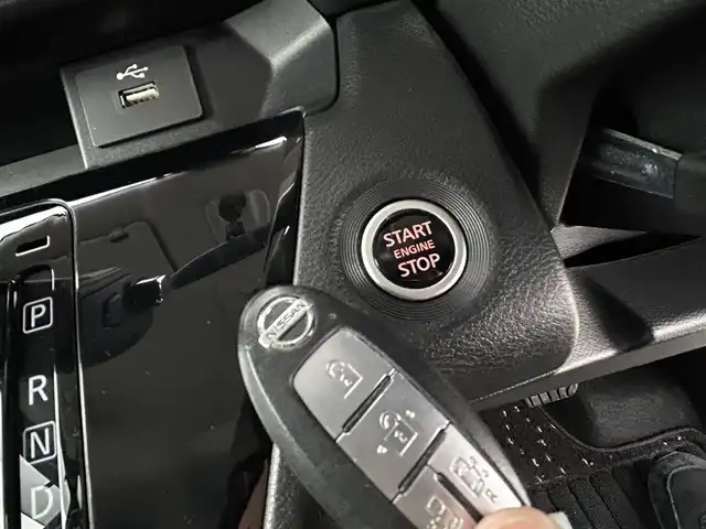 日産 ルークス ハイウェイスター X 群馬県 2021(令3)年 4.7万km ホワイトパール 禁煙車　純正ナビ　Ｂｌｕｅｔｏｏｔｈ　フルセグ　全方位カメラ　オートライト　ステアリングスイッチ　衝突軽減システム　両側パワースライドドア　アイドリングストップ　ドライブレコーダー　ＥＴＣ　LED