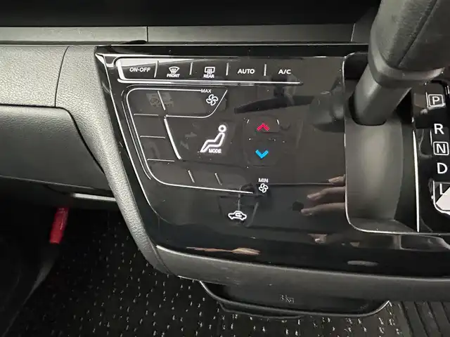 日産 ルークス ハイウェイスター X 群馬県 2021(令3)年 4.7万km ホワイトパール 禁煙車　純正ナビ　Ｂｌｕｅｔｏｏｔｈ　フルセグ　全方位カメラ　オートライト　ステアリングスイッチ　衝突軽減システム　両側パワースライドドア　アイドリングストップ　ドライブレコーダー　ＥＴＣ　LED