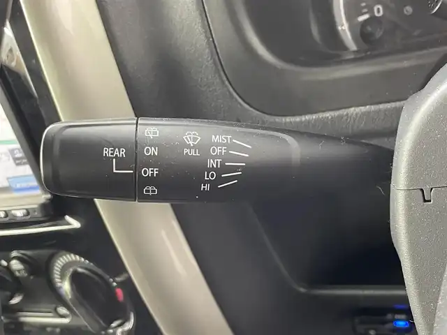 スズキ ジムニー ランドベンチャー 道央・札幌 2016(平28)年 5.7万km ブルーイッシュブラックパール3 ・4WD/・社外メモリナビ(CN-E330D)/・CD/DVD／Bluetooth／ワンセグ/・ステアリングスイッチ/・ETC/・フォグランプ/・電動格納ミラー/・ドアバイザー/・ハーフレザーシート/・純正１６インチAW/・背面タイヤ/・ABS/・リモコンキー/・保証書