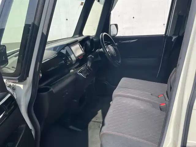 ホンダ Ｎ ＢＯＸ カスタム SSパッケージ 千葉県 2014(平26)年 8.1万km プレミアムホワイトパール (株)IDOMが運営する【じしゃロン八千代店】の自社ローン専用車両になります。こちらは現金またはオートローンご利用時の価格です。自社ローンご希望の方は別途その旨お申付け下さい/純正メモリーナビ/純正CD/SD/ワンセグ/バックカメラ/両側パワースライドドア/HID