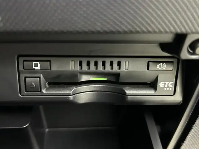 トヨタ エスティマ アエラス プレミアム 埼玉県 2016(平28)年 2.5万km ブラック 純正９型ナビ　モデリスタエアロ　１１型フリップダウンモニター　両側パワースライドドア　Ｂカメラ　ビルトインＥＴＣ　前後ドライブレコーダー　フルセグ　パワーシート　ハーフレザー　純正フロアマット　クルーズコントロール