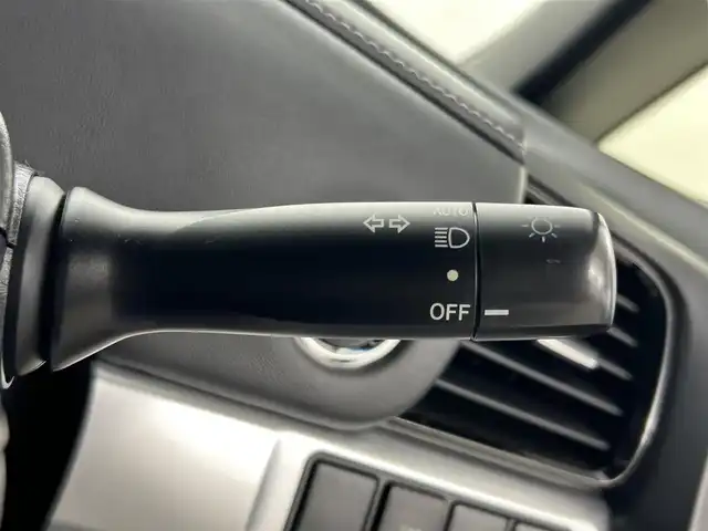 トヨタ エスティマ アエラス プレミアム 埼玉県 2016(平28)年 2.5万km ブラック 純正９型ナビ　モデリスタエアロ　１１型フリップダウンモニター　両側パワースライドドア　Ｂカメラ　ビルトインＥＴＣ　前後ドライブレコーダー　フルセグ　パワーシート　ハーフレザー　純正フロアマット　クルーズコントロール