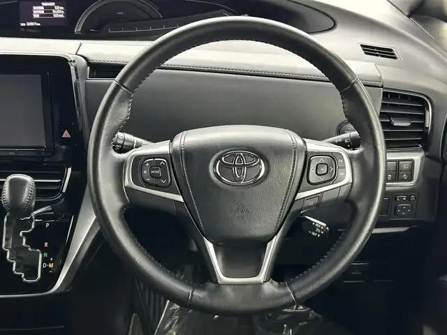 トヨタ エスティマ アエラス プレミアム 埼玉県 2016(平28)年 2.5万km ブラック 純正９型ナビ　モデリスタエアロ　１１型フリップダウンモニター　両側パワースライドドア　Ｂカメラ　ビルトインＥＴＣ　前後ドライブレコーダー　フルセグ　パワーシート　ハーフレザー　純正フロアマット　クルーズコントロール