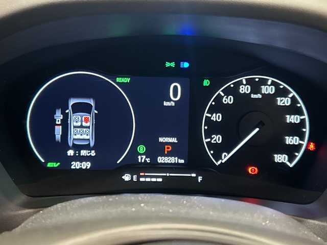 ホンダ ヴェゼル ハイブリッド e:HEV Z 埼玉県 2023(令5)年 2.9万km プラチナホワイトパール ホンダセンシング /純正メモリナビ/　　BT/フルセグ/CarPlay /バックカメラ /パワーバックドア /レーダークルーズコントロール /LEDオートライト /ハーフレザーシート /シートヒーター /純正18インチアルミホイール/ブラインドスポットモニター/ステアリングヒーター /ワイヤレス充電 /純正ETC2.0