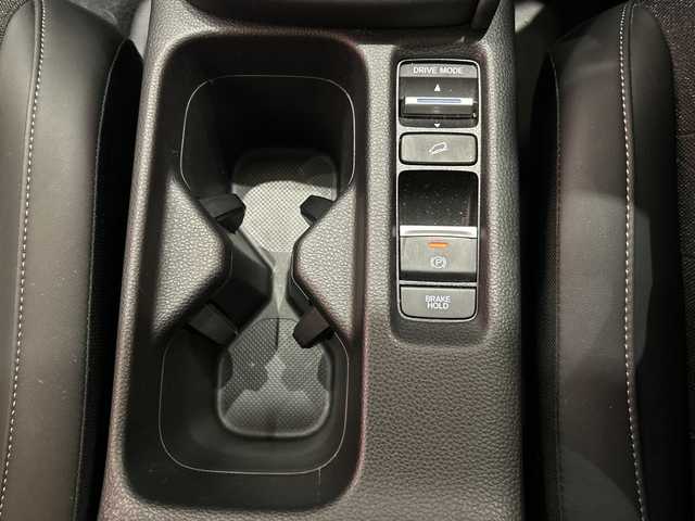 ホンダ ヴェゼル ハイブリッド e:HEV Z 埼玉県 2023(令5)年 2.9万km プラチナホワイトパール ホンダセンシング /純正メモリナビ/　　BT/フルセグ/CarPlay /バックカメラ /パワーバックドア /レーダークルーズコントロール /LEDオートライト /ハーフレザーシート /シートヒーター /純正18インチアルミホイール/ブラインドスポットモニター/ステアリングヒーター /ワイヤレス充電 /純正ETC2.0