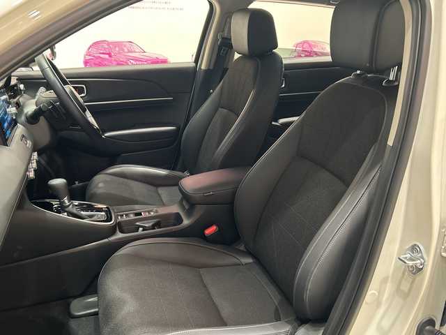 ホンダ ヴェゼル ハイブリッド e:HEV Z 埼玉県 2023(令5)年 2.9万km プラチナホワイトパール ホンダセンシング /純正メモリナビ/　　BT/フルセグ/CarPlay /バックカメラ /パワーバックドア /レーダークルーズコントロール /LEDオートライト /ハーフレザーシート /シートヒーター /純正18インチアルミホイール/ブラインドスポットモニター/ステアリングヒーター /ワイヤレス充電 /純正ETC2.0