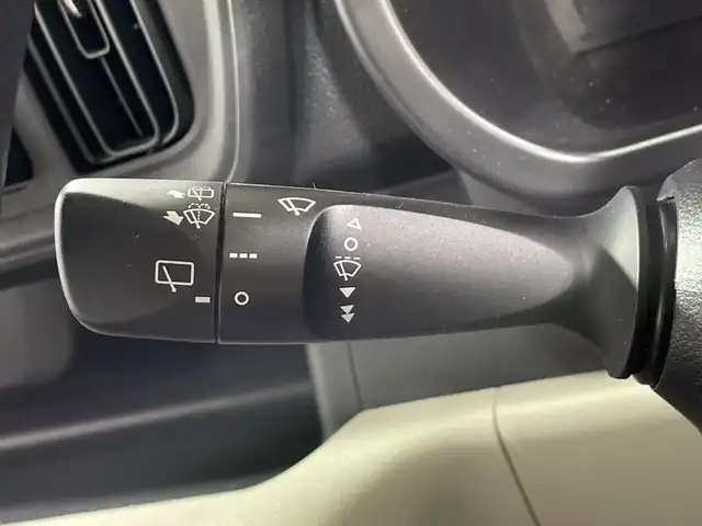 トヨタ パッソ X Lパッケージ S 神奈川県 2020(令2)年 2.8万km パールホワイトⅢ 純正ナビゲーション【NSCN-W68】/AM FM ワンセグ Bluetooth CD/バックカメラ/スマートアシスト３/ETC/ドライブレコーダー前後/純正フロアマット/スマートキー/オートライト/オートマチックハイビーム/ドアバイザー/コーナーセンサー