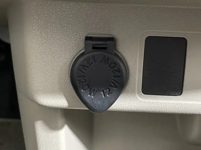 トヨタ パッソ X Lパッケージ S 神奈川県 2020(令2)年 2.8万km パールホワイトⅢ 純正ナビゲーション【NSCN-W68】/AM FM ワンセグ Bluetooth CD/バックカメラ/スマートアシスト３/ETC/ドライブレコーダー前後/純正フロアマット/スマートキー/オートライト/オートマチックハイビーム/ドアバイザー/コーナーセンサー