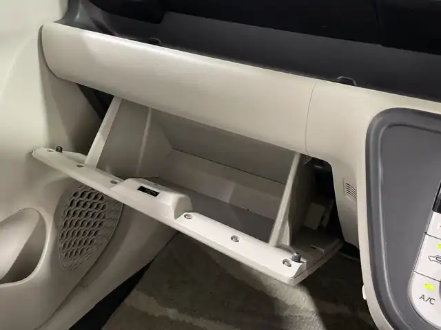 トヨタ パッソ X Lパッケージ S 神奈川県 2020(令2)年 2.8万km パールホワイトⅢ 純正ナビゲーション【NSCN-W68】/AM FM ワンセグ Bluetooth CD/バックカメラ/スマートアシスト３/ETC/ドライブレコーダー前後/純正フロアマット/スマートキー/オートライト/オートマチックハイビーム/ドアバイザー/コーナーセンサー