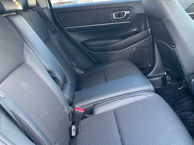 ホンダ ヴェゼル ハイブリッド e:HEV Z 石川県 2022(令4)年 2.5万km パール ホンダコネクトディスプレイ/ナビ・フルセグTV・Bカメラ/LEDヘッドライト/ビルトインETC2.0/パワーバックドア/ドライブレコーダー/純正アルミホイール/スマートキー/プッシュスタート/レーダークルーズ/ホンダセンシング/保証書