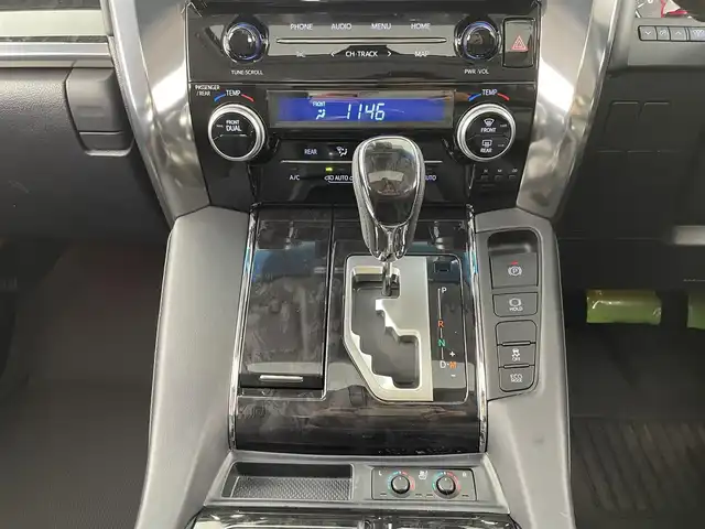 トヨタ アルファード S Cパッケージ 大分県 2023(令5)年 2万km ブラック トヨタセーフティーセンス/・プリクラッシュセーフティー/・レーンディパーチャアシスト/・オートハイビーム/・レーダークルーズコントロール/ブラインドスポットモニター/ツインムーンルーフ/フリップダウンモニター/純正ディスプレイオーディオナビ/（フルセグ/Bluetooth）/デジタルインナーミラー/前後ドライブレコーダー/シートヒーター/ベンチレーションシート/パワーシート（運転席ポジションメモリ付き）/ステアリングヒーター/ビルトインＥＴＣ/オートブレーキホールド/保証書・取扱説明書