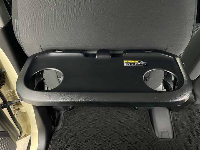 スズキ ハスラー Jスタイル Ⅱ ターボ 秋田県 2023(令5)年 1.4万km シフォンアイボリーメタリック/ウッディブラウン2トーンルーフ ４WD/純正ナビ【AM/FM/CD/DVD/BT】　/ターボ車　/セーフティサポート/ＬＥＤヘッドライト /純正ＡＷ /プッシュスタート /フルセグＴＶ /全方位カメラ /バックカメラ/クルーズコントロール /パドルシフト /ETC/前席シートヒーター /コーナーセンサー/横滑り防止装置/衝突被害軽減システム/レーンキープアシスト/革巻きステアリング/アイドリングストップ/プッシュスタート/スマートキー/クリアランスソナー/オートエアコン/ダウンヒルアシストコントロール/ヒルディセントコントロール/オートライト/ウィンカーミラー/純正フロアマット/USBポート/フォグライト/ルーフレール/保証書