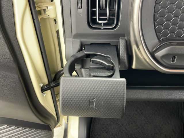 スズキ ハスラー Jスタイル Ⅱ ターボ 秋田県 2023(令5)年 1.4万km シフォンアイボリーメタリック/ウッディブラウン2トーンルーフ ４WD/純正ナビ【AM/FM/CD/DVD/BT】　/ターボ車　/セーフティサポート/ＬＥＤヘッドライト /純正ＡＷ /プッシュスタート /フルセグＴＶ /全方位カメラ /バックカメラ/クルーズコントロール /パドルシフト /ETC/前席シートヒーター /コーナーセンサー/横滑り防止装置/衝突被害軽減システム/レーンキープアシスト/革巻きステアリング/アイドリングストップ/プッシュスタート/スマートキー/クリアランスソナー/オートエアコン/ダウンヒルアシストコントロール/ヒルディセントコントロール/オートライト/ウィンカーミラー/純正フロアマット/USBポート/フォグライト/ルーフレール/保証書