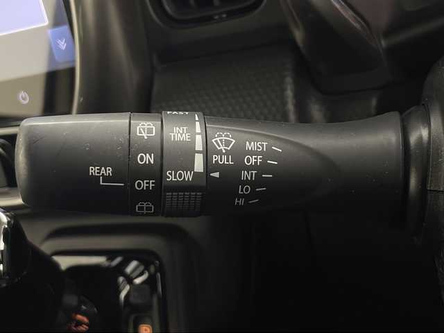 スズキ ハスラー Jスタイル Ⅱ ターボ 秋田県 2023(令5)年 1.4万km シフォンアイボリーメタリック/ウッディブラウン2トーンルーフ ４WD/純正ナビ【AM/FM/CD/DVD/BT】　/ターボ車　/セーフティサポート/ＬＥＤヘッドライト /純正ＡＷ /プッシュスタート /フルセグＴＶ /全方位カメラ /バックカメラ/クルーズコントロール /パドルシフト /ETC/前席シートヒーター /コーナーセンサー/横滑り防止装置/衝突被害軽減システム/レーンキープアシスト/革巻きステアリング/アイドリングストップ/プッシュスタート/スマートキー/クリアランスソナー/オートエアコン/ダウンヒルアシストコントロール/ヒルディセントコントロール/オートライト/ウィンカーミラー/純正フロアマット/USBポート/フォグライト/ルーフレール/保証書