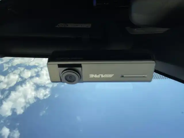 トヨタ エスクァイア Gi プレミアムパッケージ ブラックテーラード 大阪府 2021(令3)年 2.9万km ブラック トヨタセーフティセンス/・クルーズコントロール/・プリクラッシュセーフティー/・パーキングサポートブレーキー/・クリアランスソナー/・レーンキープアシスト/・オートマチックハイビーム/社外11インチナビ　（ALPINEナビ）/・Bluetooth/フルセグTV/CD/DVD/ラジオ/　USB/主要装備/・バックカメラ/・横滑り防止装置/・両側パワースライドドア/・フリップダウンモニター/・合皮シート/・D+Nシートヒーター/・ウォークスルー/・ドライブレコーダー/・ETC/ワンオーナー